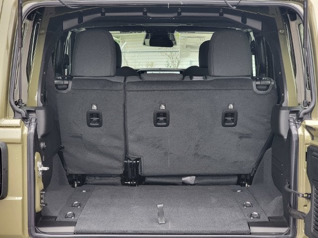 2027 Jeep Wrangler WRANGLER 4-DOOR RUBICON
