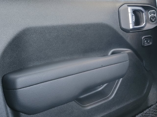 2027 Jeep Wrangler WRANGLER 4-DOOR RUBICON