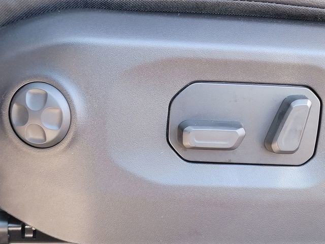 2026 Jeep Gladiator GLADIATOR SAHARA 4X4