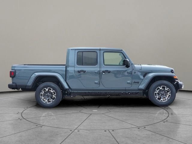 2026 Jeep Gladiator GLADIATOR SAHARA 4X4