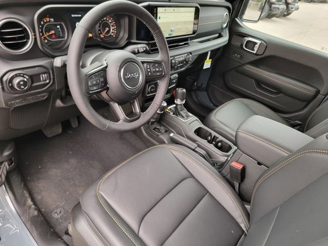 2026 Jeep Gladiator GLADIATOR SAHARA 4X4