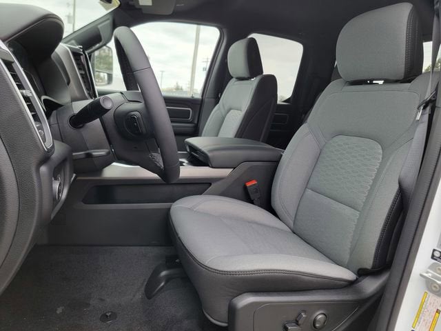 2026 RAM Ram 1500 RAM 1500 BIG HORN QUAD CAB 4X4 6'4' BOX