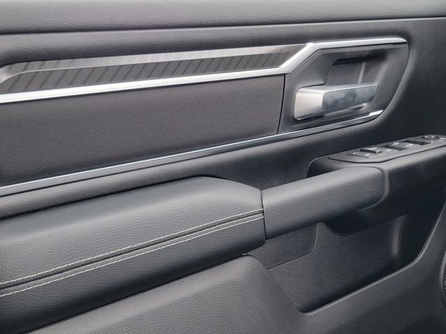 2026 RAM Ram 1500 RAM 1500 BIG HORN QUAD CAB 4X4 6'4' BOX