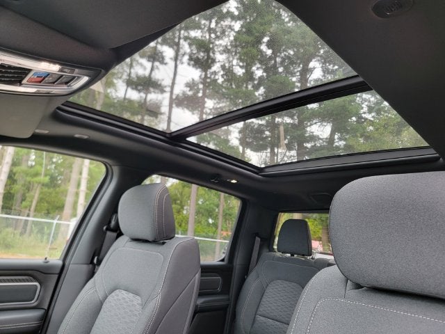 2027 RAM Ram 1500 RAM 1500 BIG HORN CREW CAB 4X4 5'7' BOX