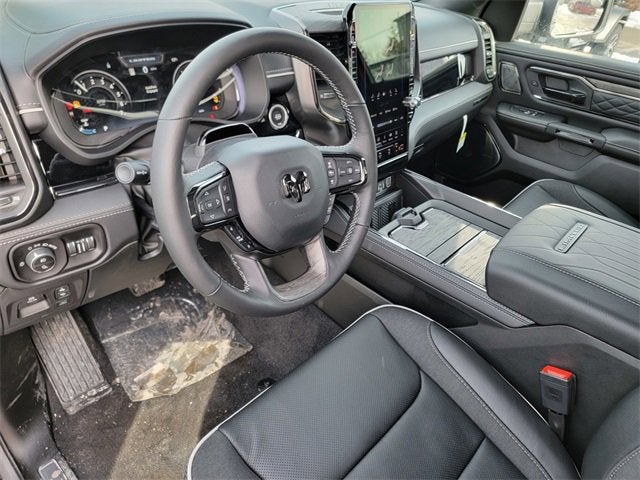 2026 RAM Ram 1500 RAM 1500 LIMITED CREW CAB 4X4 5'7' BOX