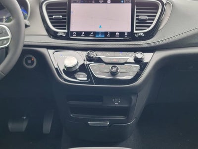 2027 Chrysler Pacifica PACIFICA SELECT