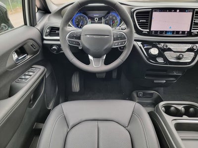 2027 Chrysler Pacifica PACIFICA SELECT