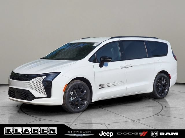 2027 Chrysler Pacifica