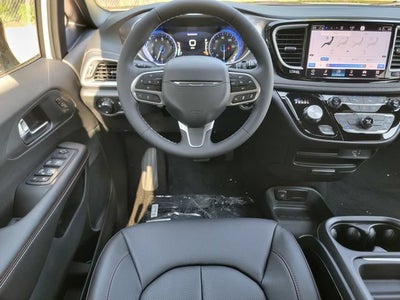 2027 Chrysler Pacifica PACIFICA SELECT