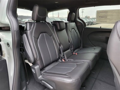 2026 Chrysler Pacifica PACIFICA SELECT