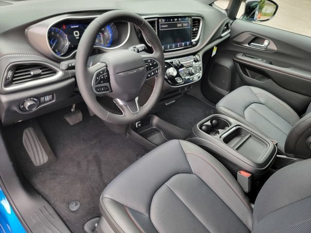 2027 Chrysler Pacifica PACIFICA SELECT