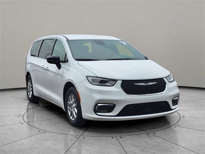 2026 Chrysler Pacifica PACIFICA SELECT