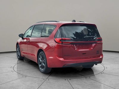 2027 Chrysler Pacifica PACIFICA SELECT
