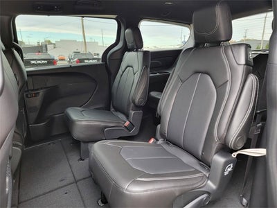 2026 Chrysler Pacifica PACIFICA SELECT AWD