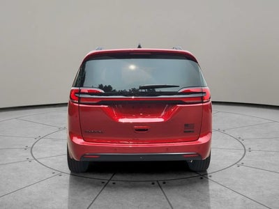 2027 Chrysler Pacifica PACIFICA SELECT AWD