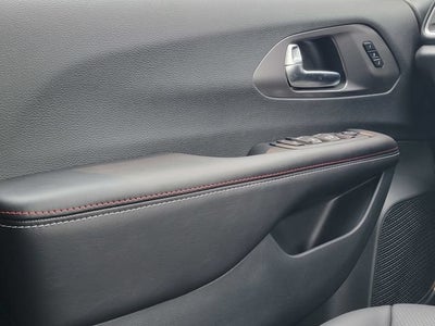 2027 Chrysler Pacifica PACIFICA SELECT AWD