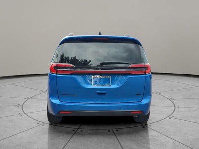 2026 Chrysler Pacifica PACIFICA SELECT AWD