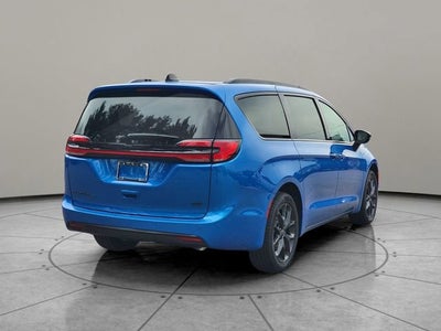 2026 Chrysler Pacifica PACIFICA SELECT AWD