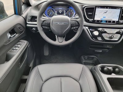 2026 Chrysler Pacifica PACIFICA SELECT AWD