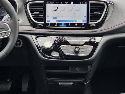 2027 Chrysler Pacifica PACIFICA SELECT AWD