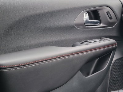 2027 Chrysler Pacifica PACIFICA SELECT AWD