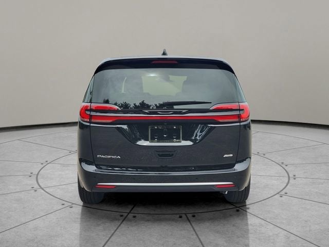 2027 Chrysler Pacifica PACIFICA SELECT AWD
