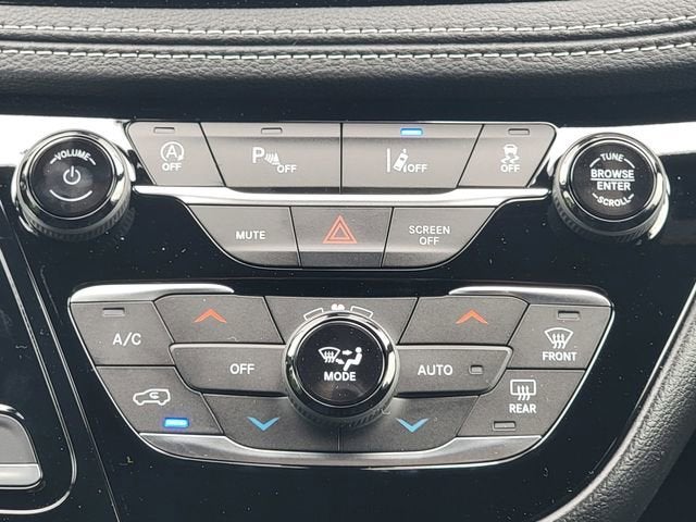2027 Chrysler Pacifica PACIFICA SELECT AWD