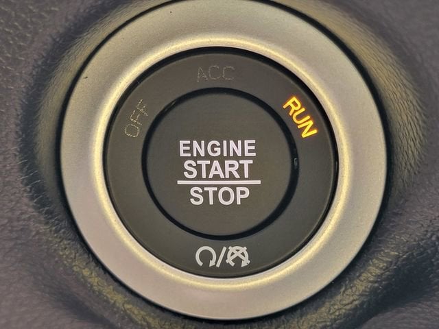 2027 Chrysler Pacifica PACIFICA SELECT AWD