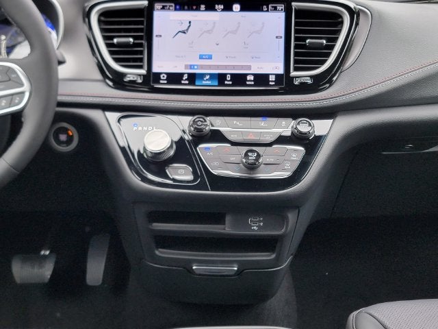2027 Chrysler Pacifica PACIFICA SELECT AWD