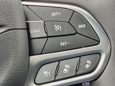 2027 Chrysler Pacifica PACIFICA SELECT AWD