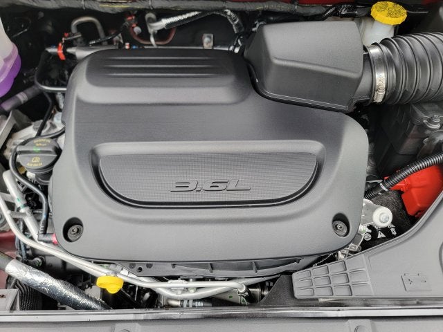 2027 Chrysler Pacifica PACIFICA SELECT AWD