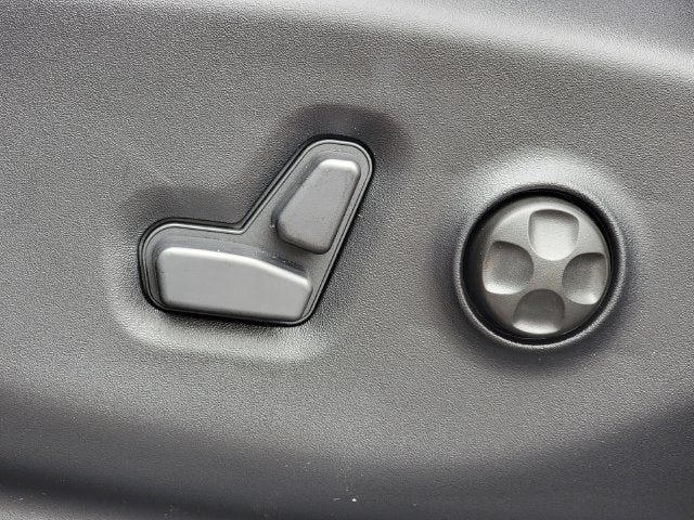 2027 Chrysler Pacifica PACIFICA SELECT AWD