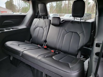 2026 Chrysler Pacifica PACIFICA SELECT AWD
