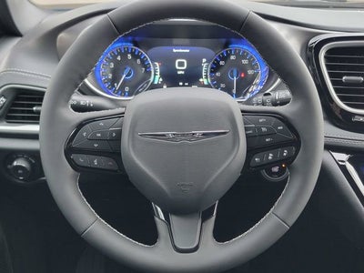2026 Chrysler Pacifica PACIFICA SELECT AWD