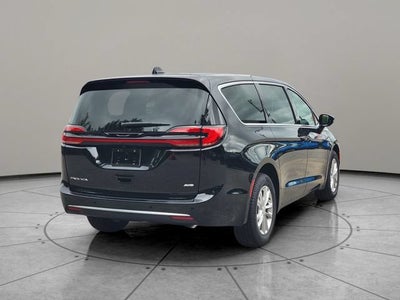 2027 Chrysler Pacifica PACIFICA SELECT AWD