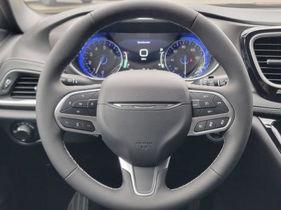 2027 Chrysler Pacifica PACIFICA SELECT AWD