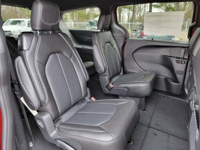 2026 Chrysler Pacifica PACIFICA SELECT AWD