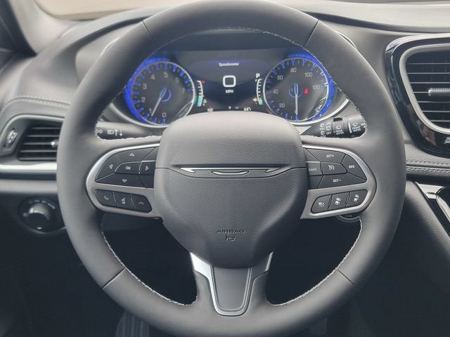 2027 Chrysler Pacifica PACIFICA SELECT AWD