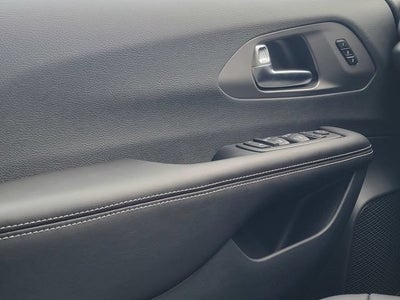 2027 Chrysler Pacifica PACIFICA SELECT AWD
