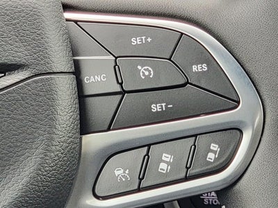 2027 Chrysler Pacifica PACIFICA SELECT AWD