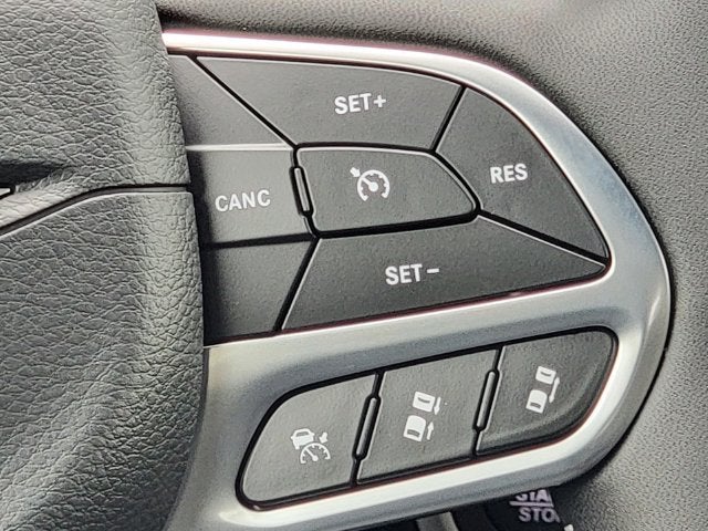 2027 Chrysler Pacifica PACIFICA SELECT AWD