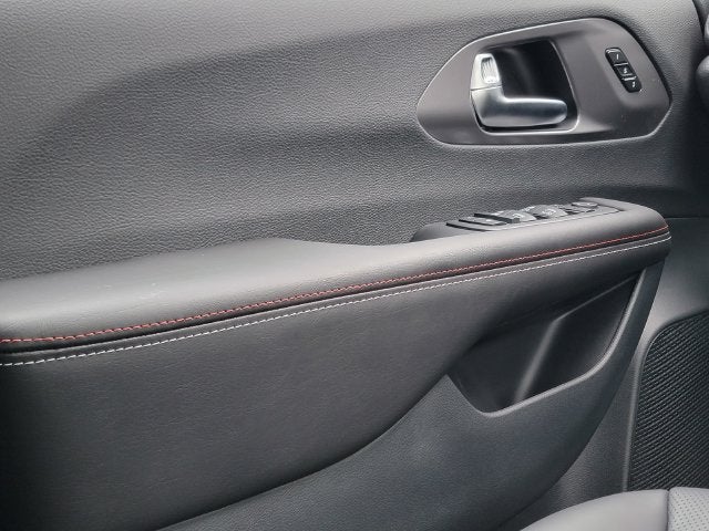 2027 Chrysler Pacifica PACIFICA SELECT AWD