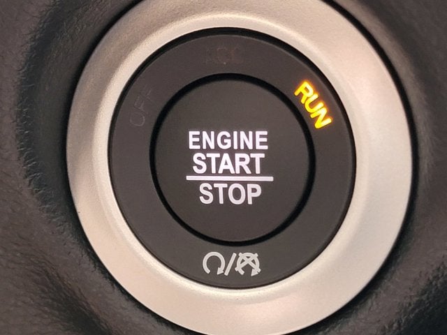 2027 Chrysler Pacifica PACIFICA SELECT AWD