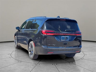 2026 Chrysler Pacifica PACIFICA SELECT AWD