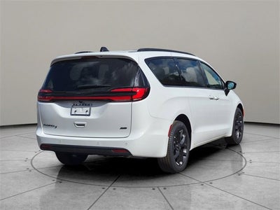 2026 Chrysler Pacifica PACIFICA SELECT AWD