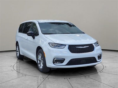 2026 Chrysler Pacifica PACIFICA SELECT AWD