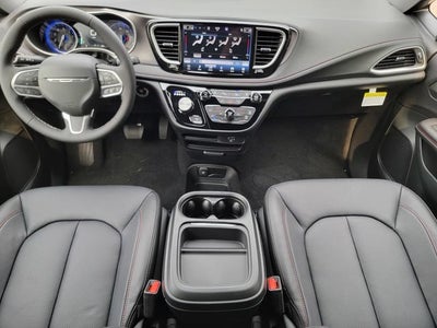 2027 Chrysler Pacifica PACIFICA SELECT AWD