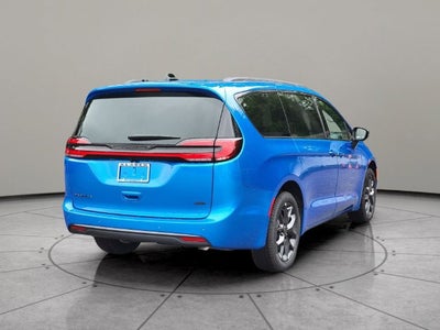 2027 Chrysler Pacifica PACIFICA SELECT AWD