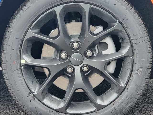 2027 Chrysler Pacifica PACIFICA SELECT AWD