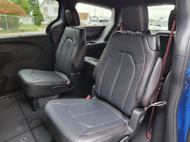 2027 Chrysler Pacifica PACIFICA SELECT AWD